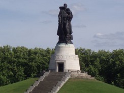 Трептов-парк. Монумент Воину-освободителю. Берлин. Германия