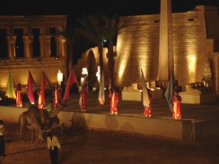 Египет. Шарм-эль-Шейх. Шоу у дворца «Тысяча и одна ночь».