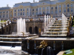 Россия. Санкт-Петербург. Фонтаны Петродворца