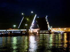 Россия. Санкт-Петербург. Дворцовый мост 