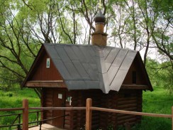 Купальня у источника Святого Саввы Сторожевского. Сергиев Посад. Россия Купальня у источника Святого Саввы Сторожевского. Сергиев Посад. Россия